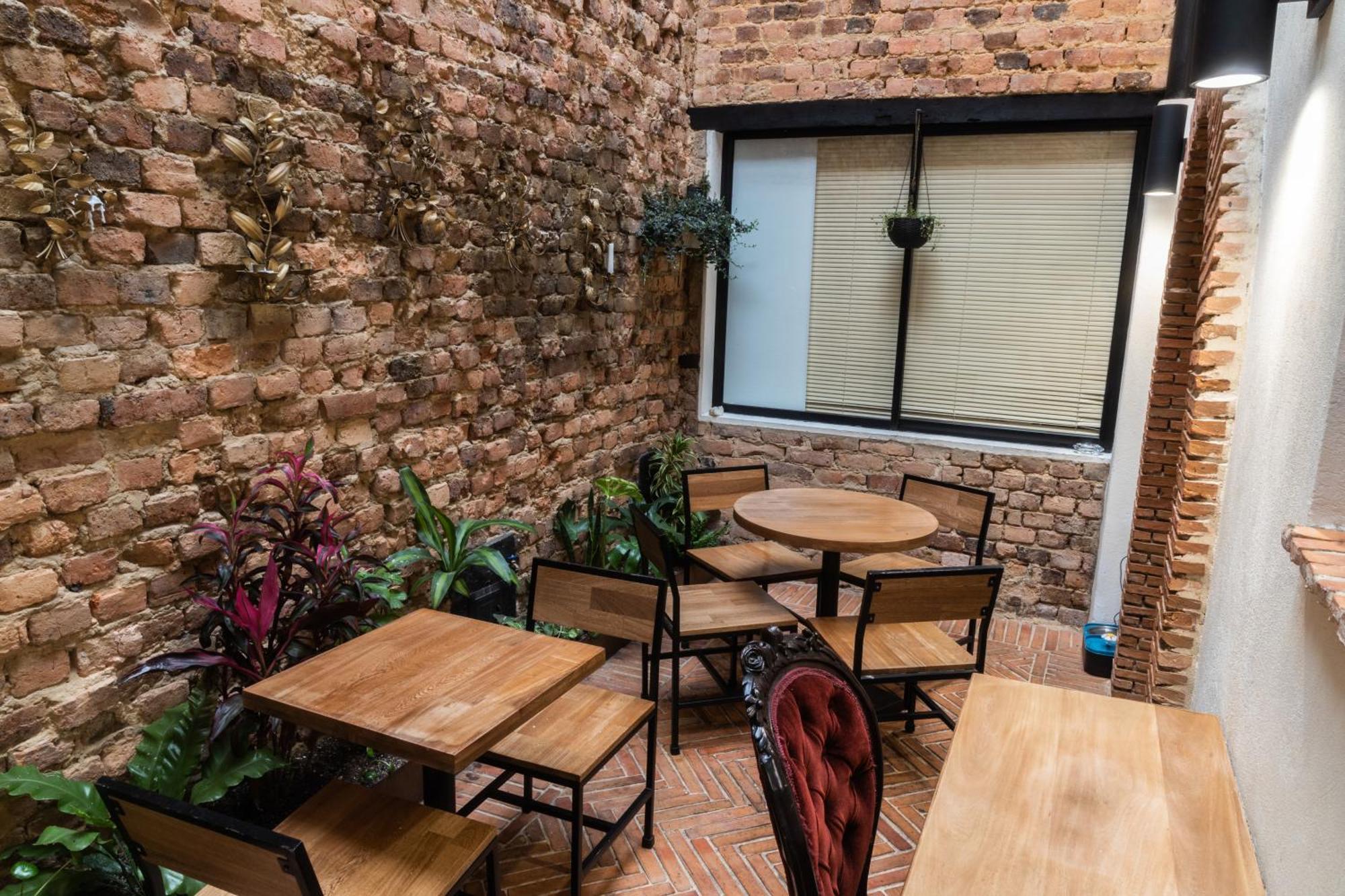 Las Aguas Inn Bogotá Exteriör bild