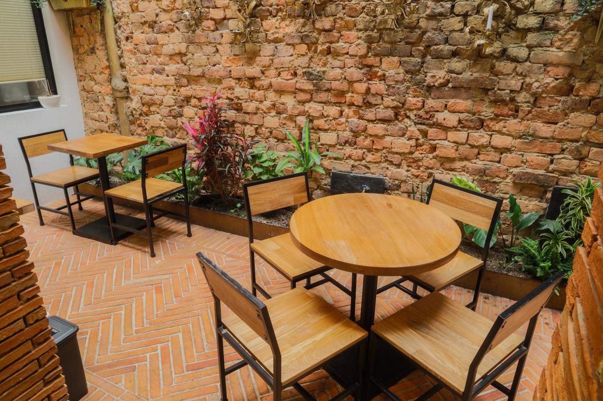 Las Aguas Inn Bogotá Exteriör bild